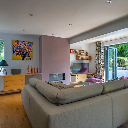 16 Hunt Court * 요크