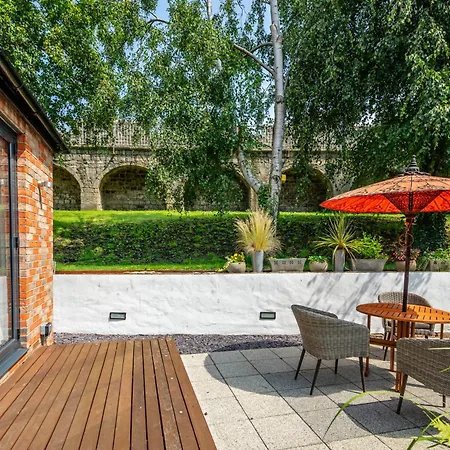 16 Hunt Court Holiday home *